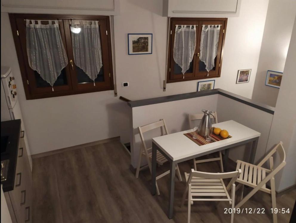 Appartamento In Villa Con Giardino A 300M Dal Lago Maggiore Castelletto sopra Ticino Eksteriør billede